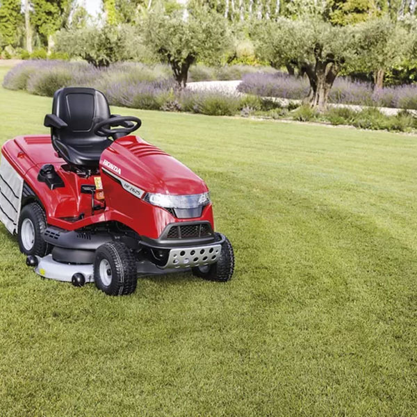 Садовий трактор Honda HF 2625 HTEH