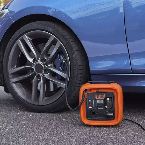 Компресор автомобільний Black&Decker ASI400