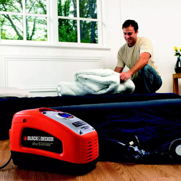 Компресор автомобільний Black&Decker ASI300