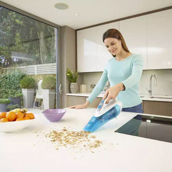 Пилосос автомобільний акумуляторний Black+Decker WDA315J