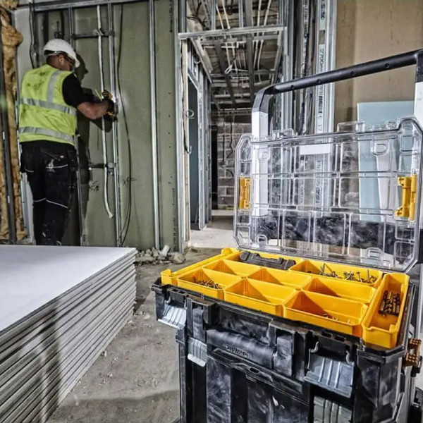 Органайзер професійний DeWALT DWST82968-1 системи TStak, 44x34x12см