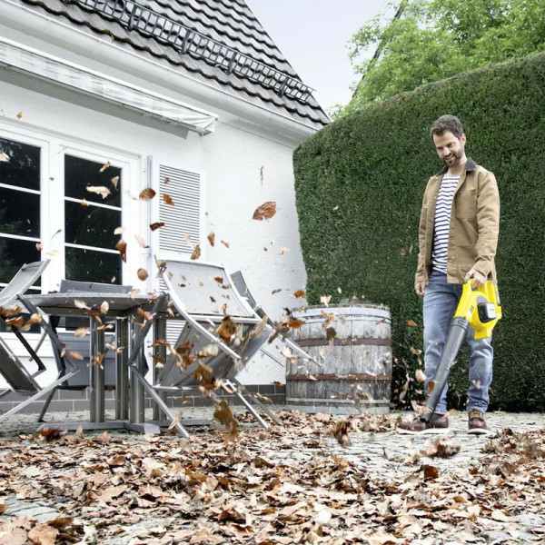 Повітродувка Karcher Leaf Blower LBL 4 (1.445-150.0) (без акумулятора і ЗП)