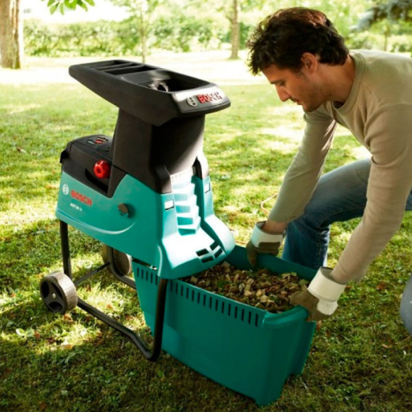 Електричний подрібнювач гілок Bosch AXT 25 D