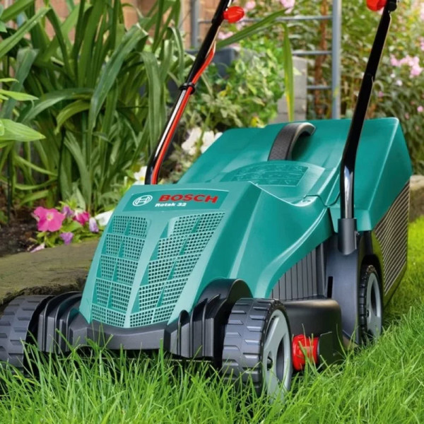Газонокосарка електрична Bosch Rotak 32 (0600885B00)
