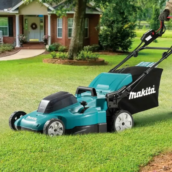 Газонокосарка акумуляторна Makita DLM539Z (без акумулятора і ЗП)
