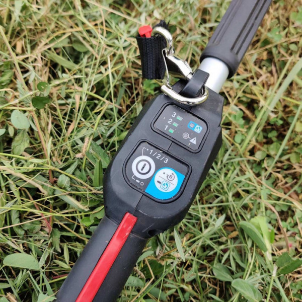 Акумуляторний тример Makita XGT 40 V MAX UR008GZ01(без акумулятора і ЗП)
